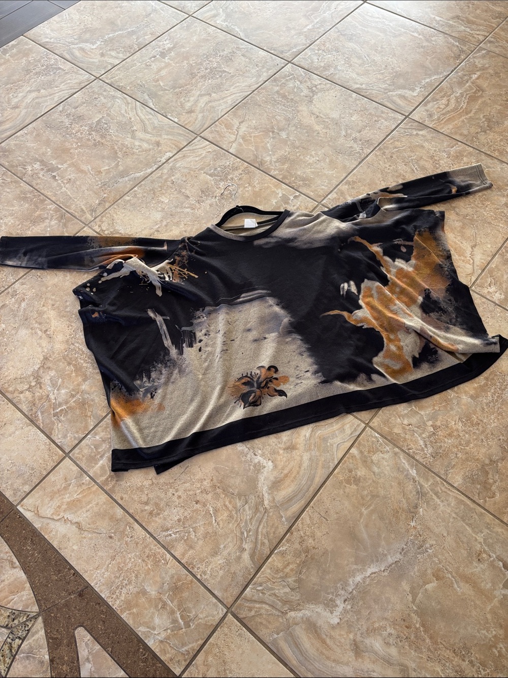 Oversized poncho with sleeves small - Picture 4 of 5